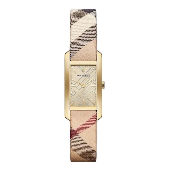 Women’s Burberry watch - Picture 1 of 9